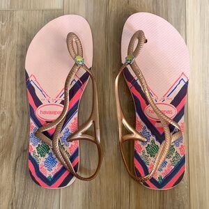 NWT Havaianas Sandals